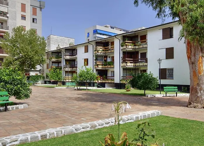 Beautiful, Very High Quality 2 Bed فوينخيرولا