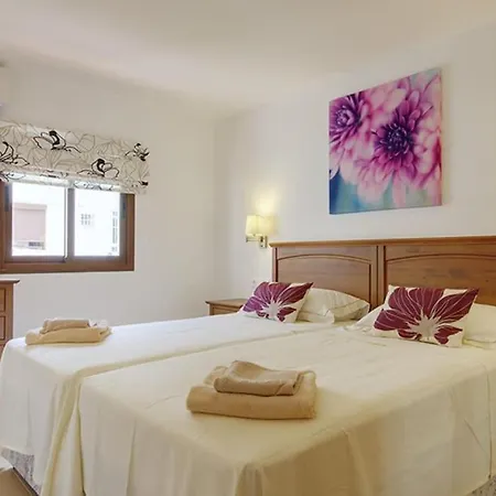 דירה Beautiful, Very High Quality 2 Bed *